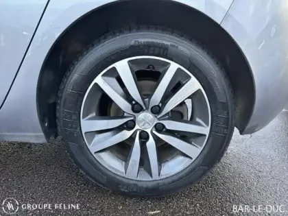 Photo 10 Peugeot 308  1.5 BlueHDi 130ch S&S Allure EAT6