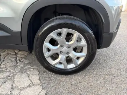 Photo 10 Jeep Avenger  1.2 Turbo T3 100ch Altitude