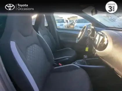 Photo 5 Toyota Aygo  X 1.0 VVT-i 72ch Air Design S-CVT MY24