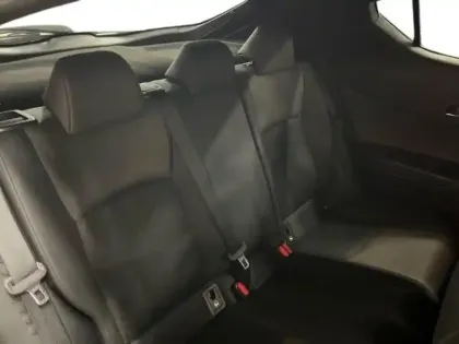 Photo 8 Toyota C-HR  184h Distinctive 2WD E-CVT MY20