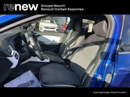 Photo 15 Renault Clio  1.6 E-Tech hybride 145ch Techno