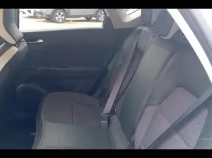 Photo 10 Renault Captur  1.6 E-Tech hybride 145ch Techno