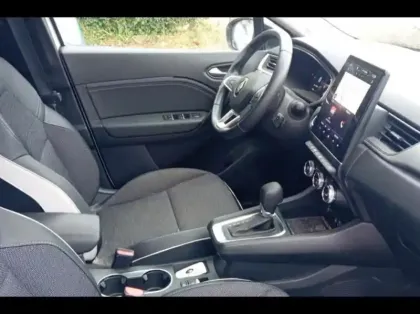 Photo 13 Renault Captur  1.6 E-Tech hybride 145ch Techno