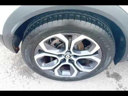 Photo 11 Renault Captur  1.6 E-Tech hybride 145ch Techno