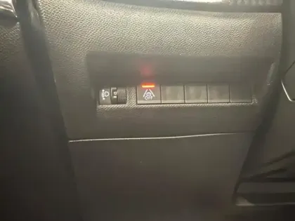 Photo 7 Peugeot 208  1.2 PureTech 100ch S&S Allure EAT8