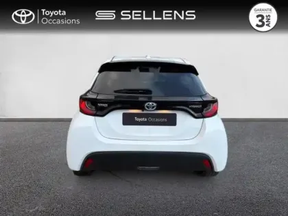 Photo 3 Toyota Yaris  116h Dynamic Business 5p + Programme Beyond Zero Academy MY22