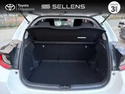 Photo 9 Toyota Yaris  116h Dynamic Business 5p + Programme Beyond Zero Academy MY22