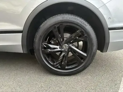 Photo 5 Volkswagen Tiguan allspace  2.0 TDI 150ch R-Line DSG7