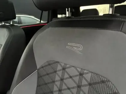 Photo 12 Volkswagen Tiguan allspace  2.0 TDI 150ch R-Line DSG7