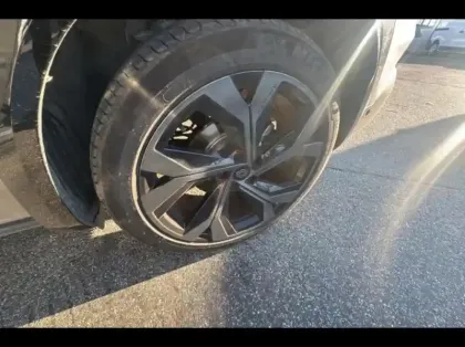 Photo 12 Renault Austral  1.2 E-Tech full hybrid 200ch Iconic esprit Alpine