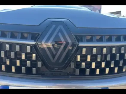 Photo 14 Renault Austral  1.2 E-Tech full hybrid 200ch Iconic esprit Alpine