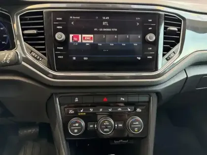 Photo 14 Volkswagen T-roc  2.0 TDI 150ch Carat Exclusive 4Motion DSG7
