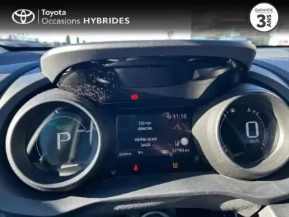 Photo 13 Toyota Yaris  Cross 116h Dynamic MY22