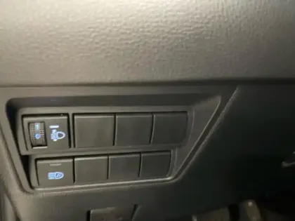 Photo 12 Toyota Yaris  Cross 116h Dynamic MY22