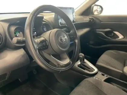 Photo 10 Toyota Yaris  Cross 116h Dynamic MY22