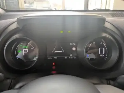 Photo 13 Toyota Yaris  Cross 116h Design AWD-i MY22