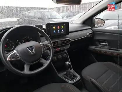 Photo 14 Dacia Sandero  1.0 TCe 90ch Stepway Expression CVT Camera