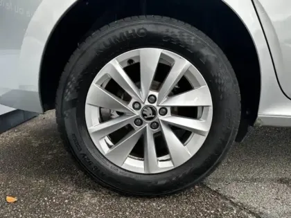 Photo 9 Skoda Kamiq  1.0 TSI Evo 2 116ch Selection DSG7