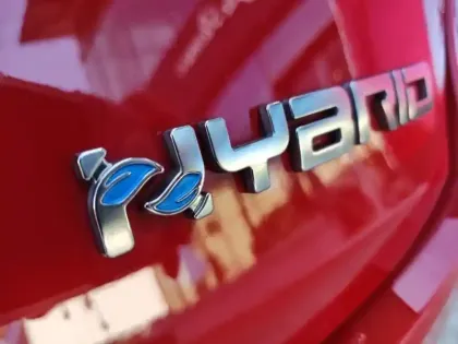 Photo 12 Fiat 600  1.2 Hybrid 100ch La Prima DCT6