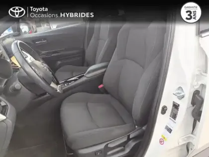 Photo 2 Toyota C-HR  122h Design 2WD E-CVT RC18