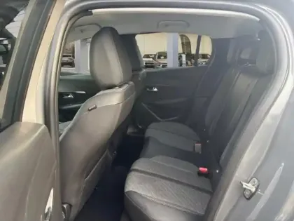 Photo 10 Peugeot 208  1.2 Hybrid 110ch Allure e-DCS6