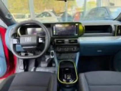 Photo 12 Fiat Grande Panda  1.2 Hybrid Turbo 110ch Pop eDCT6