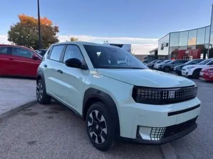 Photo 2 Fiat Grande Panda  1.2 Hybrid Turbo 110ch Icône eDCT6