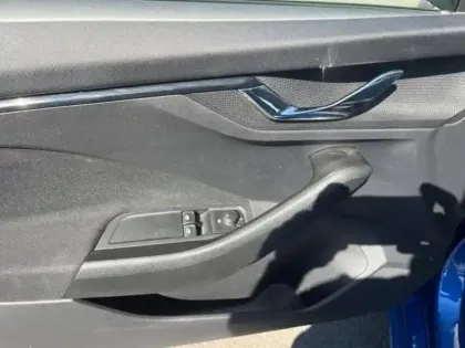 Photo 11 Skoda Kamiq  1.0 TSI Evo 110ch Ambition