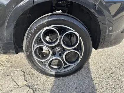 Photo 10 Alfa Romeo Tonale  1.5 Hybrid 130ch Sprint TCT