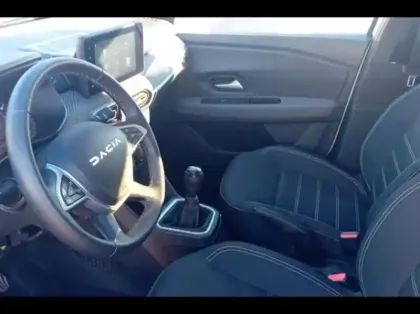 Photo 9 Dacia Jogger  1.0 ECO-G 100ch Expression 5 places -24