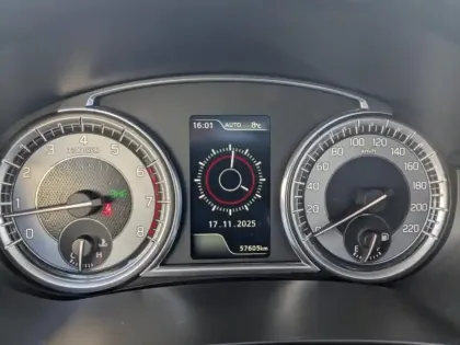 Photo 14 Suzuki Vitara  1.4 Boosterjet Hybrid 129ch Style Allgrip