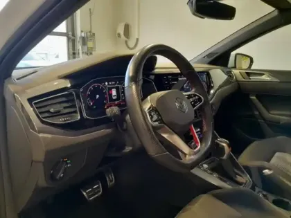 Photo 12 Volkswagen Polo  2.0 TSI 207ch GTI DSG7