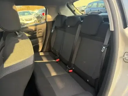 Photo 10 Citroën C3  1.2 83ch S&S C-Series 123g