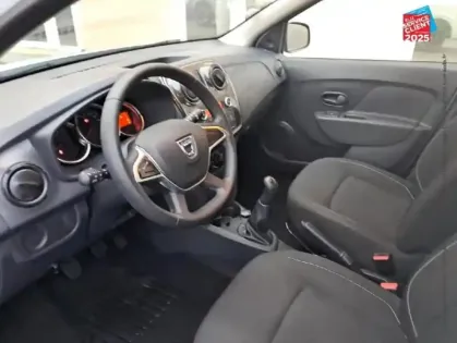 Photo 29 Dacia Logan  MCV 1.5 Blue dCi 95ch Essentiel - 20