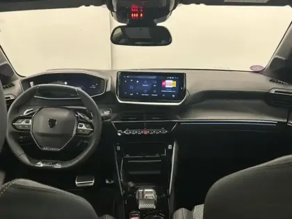 Photo 10 Peugeot 208  1.2 Hybrid 145ch GT e-DCS6