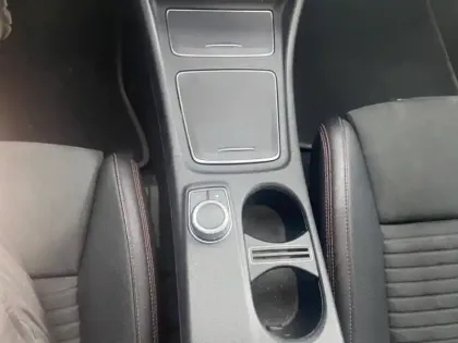 Photo 7 Mercedes CLA  200 Fascination 7G-DCT Euro6d-T