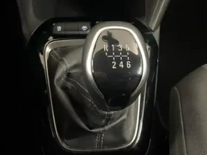 Photo 10 Opel Corsa  1.2 Turbo 100ch Edition