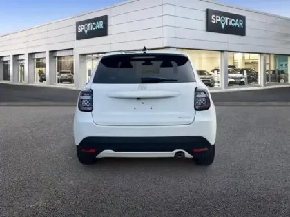 Photo 5 Fiat 600  1.2 Hybrid Turbo 110ch La Prima DCT6