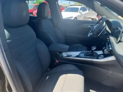 Photo 8 Alfa Romeo Tonale  1.5 Hybrid 130ch Veloce TCT