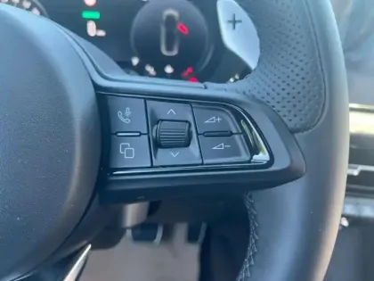 Photo 11 Alfa Romeo Tonale  1.5 Hybrid 130ch Veloce TCT