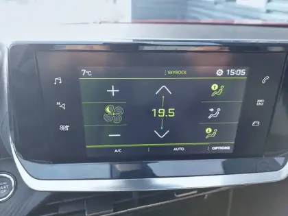 Photo 19 Peugeot 2008  PureTech 100 S&S BVM6