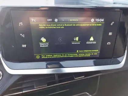 Photo 17 Peugeot 2008  PureTech 100 S&S BVM6