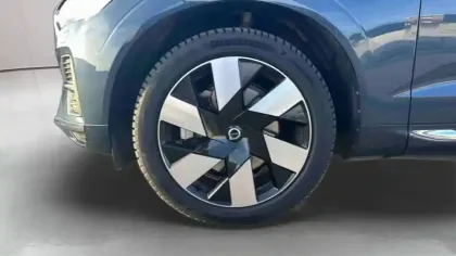 Photo 10 Volvo Xc60  T6 Recharge AWD 253 ch + 145 ch Geartronic 8