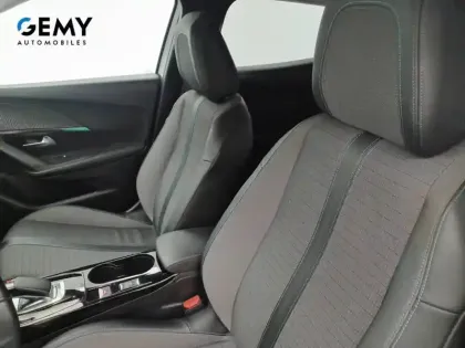Photo 14 Peugeot 2008  Electrique 136 ch