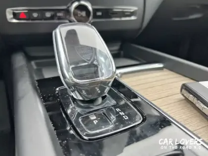 Photo 12 Volvo Xc60  T6 AWD Hybride rechargeable 253 ch+145 ch Geartronic 8