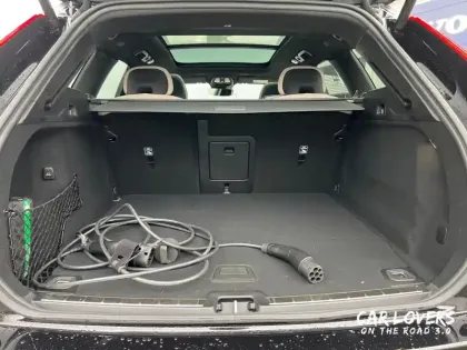 Photo 14 Volvo Xc60  T6 AWD Hybride rechargeable 253 ch+145 ch Geartronic 8