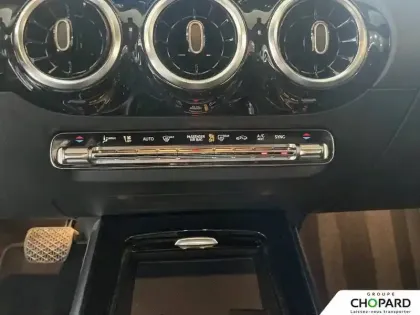 Photo 17 Mercedes GLA  200 d 8G-DCT