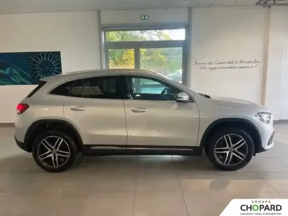 Photo 33 Mercedes GLA  200 d 8G-DCT