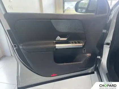 Photo 20 Mercedes GLA  200 d 8G-DCT