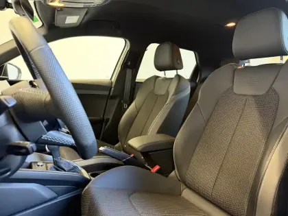 Photo 28 Audi A1  Sportback 35 TFSI 150 ch S tronic 7